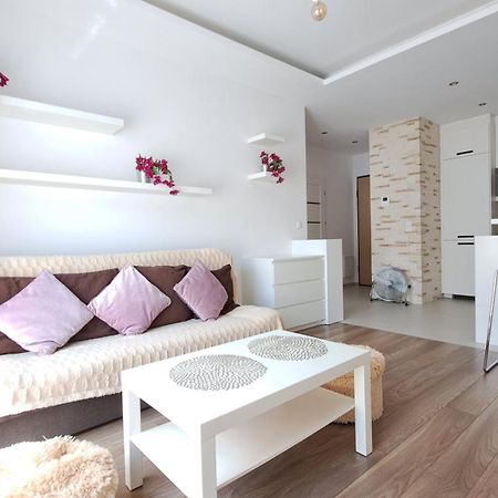 Apartament Warszawa Wilanow エクステリア 写真
