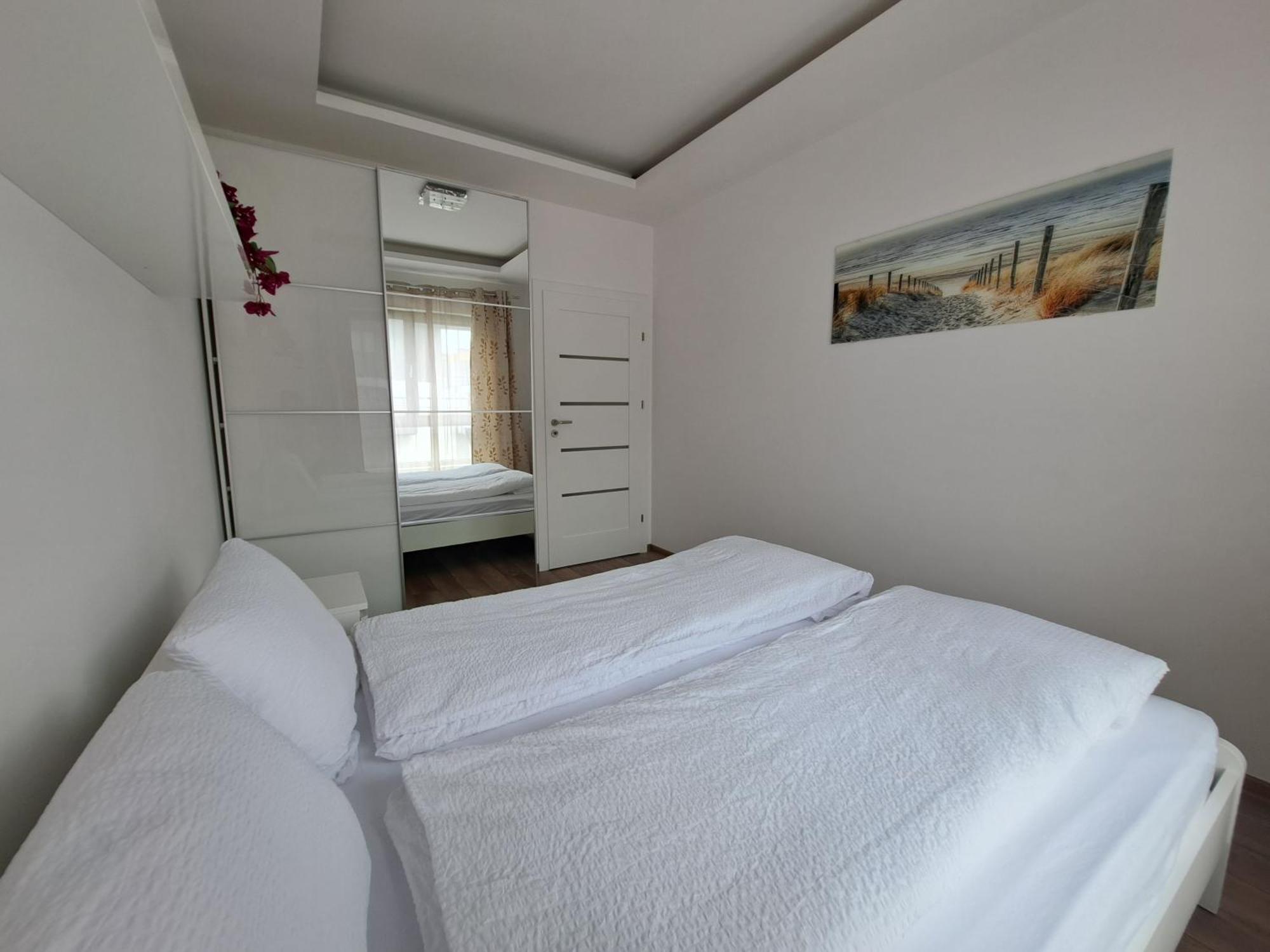 Apartament Warszawa Wilanow エクステリア 写真